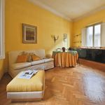 Rent 2 bedroom apartment of 61 m² in Firenze
