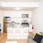 Appartement de 1087 m² avec 3 chambre(s) en location à Ontario