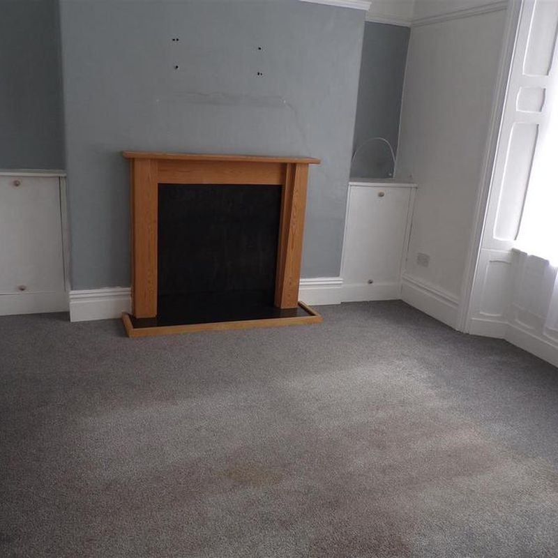 Nevill Street, Llanelli 3 bed terraced house to rent - £710 pcm (£164 pw) Seaside