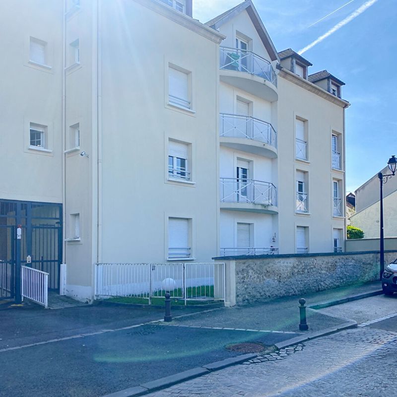 Location appartement 1 pièce, 26.85m², Brie-Comte-Robert