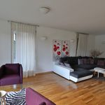 Miete 4 Schlafzimmer haus von 200 m² in Versoix