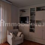 Affitto 3 camera appartamento di 79 m² in Prato