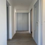 Appartement de 84 m² avec 4 chambre(s) en location à Carpentras
