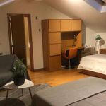 Rent a room of 30 m² in Lisboa