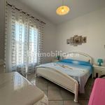 Rent 4 bedroom apartment of 90 m² in Noto