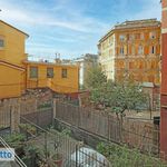 Affitto 6 camera appartamento di 124 m² in Genova