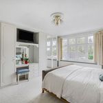 Rent 5 bedroom house in Stevenage