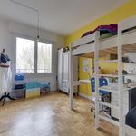 Rent 3 bedroom apartment of 71 m² in Montreuil