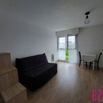 Rent 1 bedroom apartment of 20 m² in Vannes