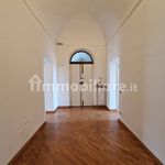 Rent 5 bedroom apartment of 130 m² in Santa Maria a Monte