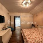 Rent 5 bedroom house of 200 m² in Assago