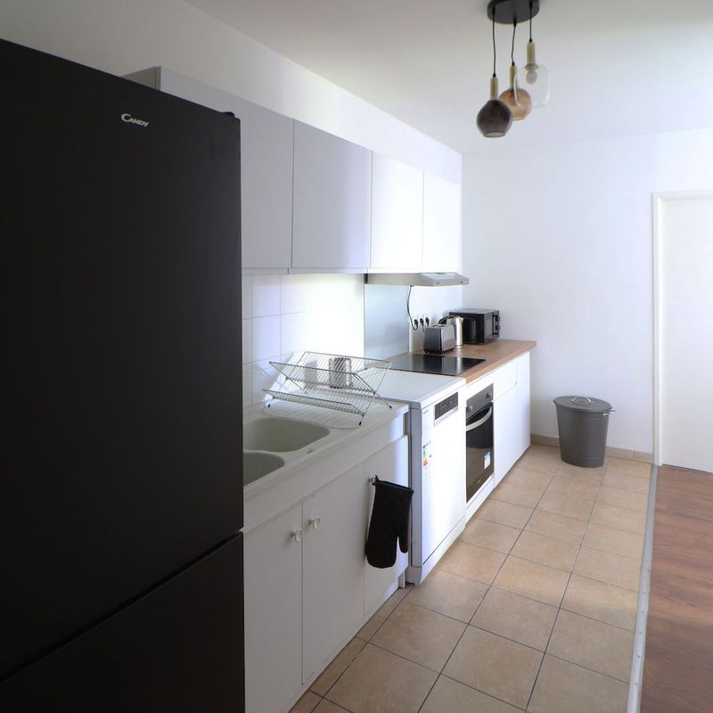 Co-living : Beautiful room of 12 m² in the heart of Lille Euralille