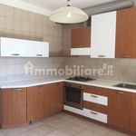 Rent 4 bedroom house of 200 m² in Torri di Quartesolo