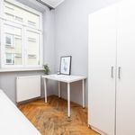 Rent 4 bedroom apartment of 75 m² in Kraków