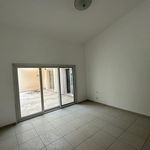 Rent 4 bedroom house of 892 m² in Dubai