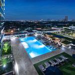 Rent 2 bedroom apartment of 227 m² in Houston