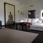 Rent 4 bedroom house of 449 m² in Benahavís