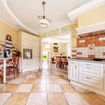 Rent House of 553 m² in Kolbudy