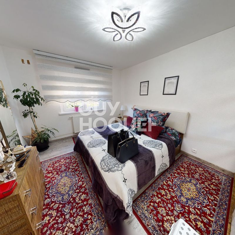 LOCATION : appartement T5 (95 m²) à MULHOUSE Bourtzwiller