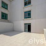 Rent 2 bedroom apartment of 221 m² in Dubai