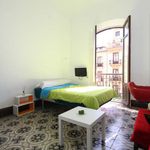 Rent a room of 360 m² in Láchar