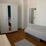 Appartement de 68 m² avec 4 chambre(s) en location à Saint Martin D Heres