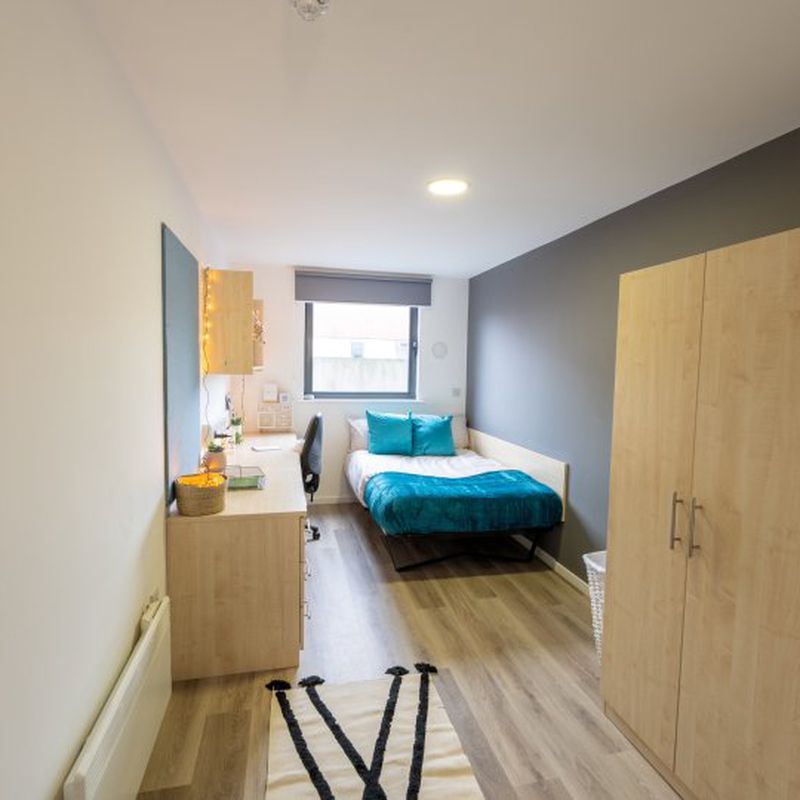 Ensuite room for rent in a student accommodation in Nottingham