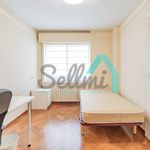 Rent 4 bedroom apartment of 110 m² in Oviedo