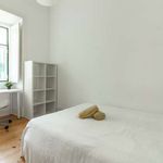 Rent a room of 110 m² in Lisboa