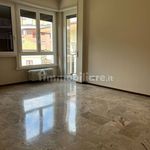 Rent 4 bedroom apartment of 158 m² in Varese