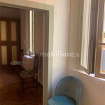 Affitto 3 camera appartamento di 100 m² in Modena