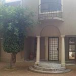 Rent 4 bedroom house of 1028 m² in Johannesburg