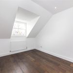 Rent 3 bedroom apartment of 116 m² in London