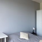 Rent 4 bedroom apartment of 60 m² in Pierre Benite
