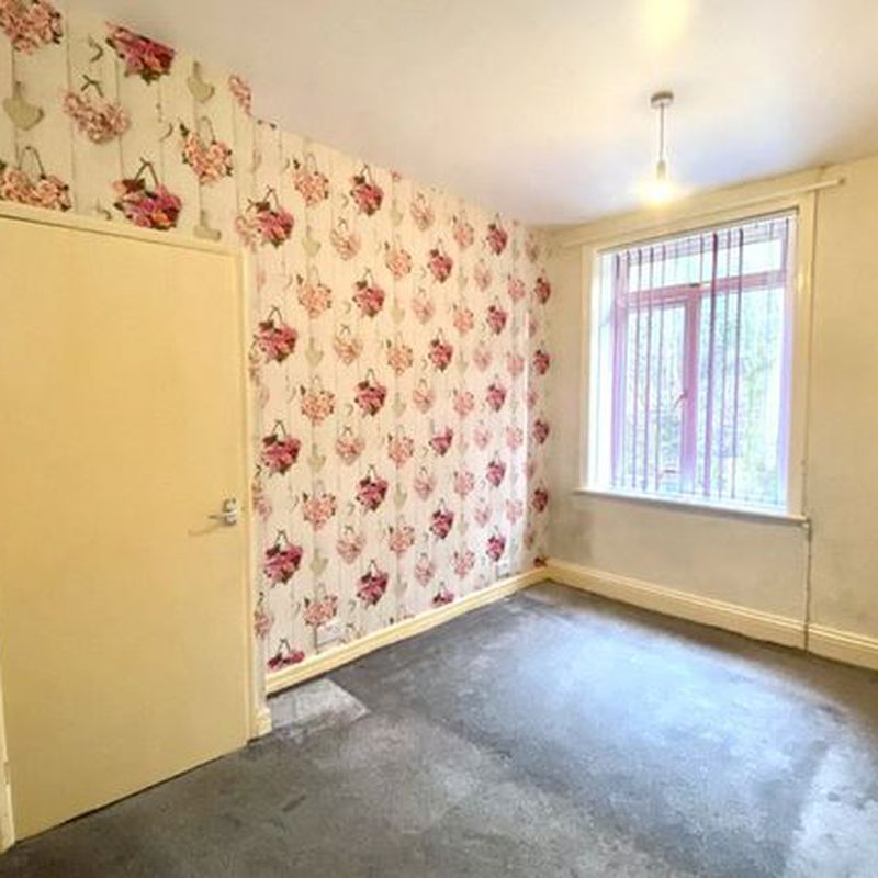 End terrace house to rent in Hainworth Wood Road, Keighley, West Yorkshire BD21 Spring Bank