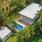 Rent 5 bedroom house of 2550 m² in Sunshine Coast