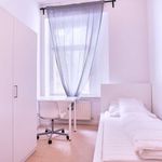 Rent a room of 101 m² in Berlin