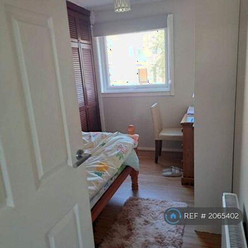 3 Bedroom Flat To Rent In Tarbolton Road, Cumbernauld, G67 Carbrain