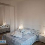 Affitto 5 camera appartamento di 118 m² in Perugia