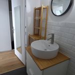 Rent 1 bedroom apartment of 28 m² in Rennes