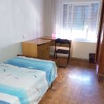 Rent a room of 82 m² in Salamanca