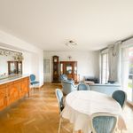 Rent 3 bedroom apartment of 71 m² in Chevreuse