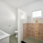 Rent 1 bedroom apartment of 850 m² in Gold Coast