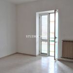 Rent 5 bedroom apartment of 200 m² in Recale