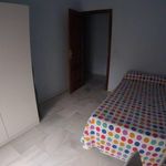 Rent 8 bedroom apartment in Sevilla
