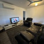 Rent 6 bedroom house of 926 m² in Moranbah