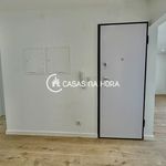 Rent 5 bedroom house of 135 m² in Corroios