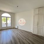 Rent 1 bedroom apartment of 66 m² in Le Revest-les-Eaux