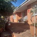 Rent 3 bedroom house of 545 m² in Johannesburg