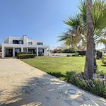 Rent 5 bedroom house of 604 m² in Ciutadella de Menorca